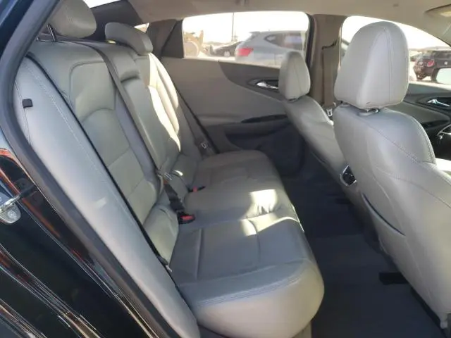 2017 CHEVROLET MALIBU LT