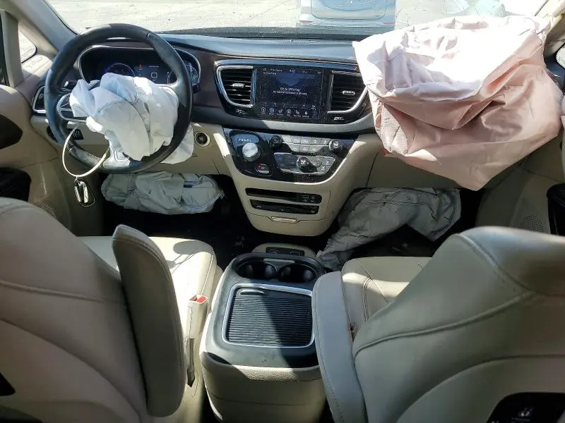 2019 CHRYSLER PACIFICA TOURING L PLUS  