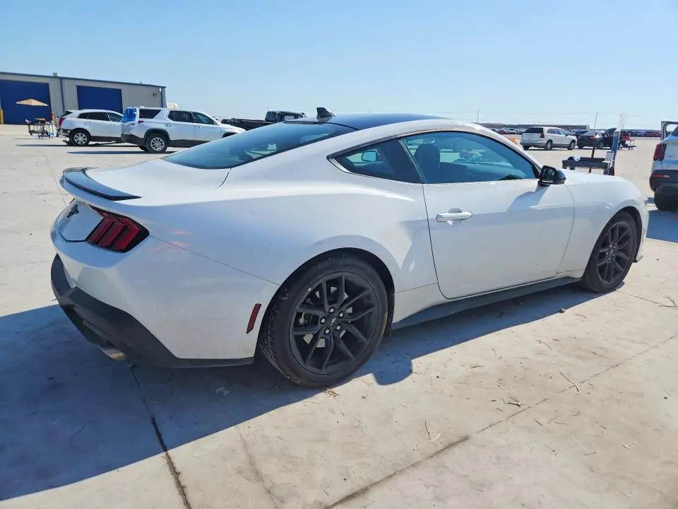 2025 FORD MUSTANG   