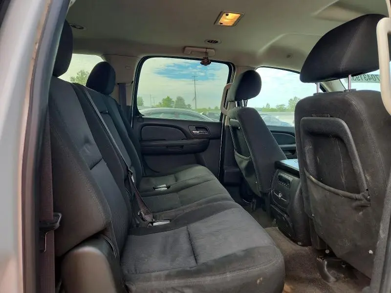 2011 GMC YUKON XL K1500 SLE  