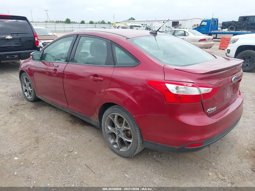 2013 FORD FOCUS SE