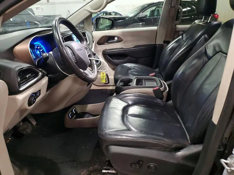 2017 CHRYSLER PACIFICA TOURING L  