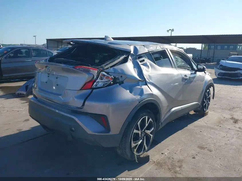 2019 TOYOTA C-HR XLE