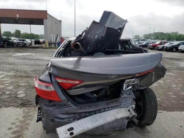 2015 TOYOTA CAMRY LE  