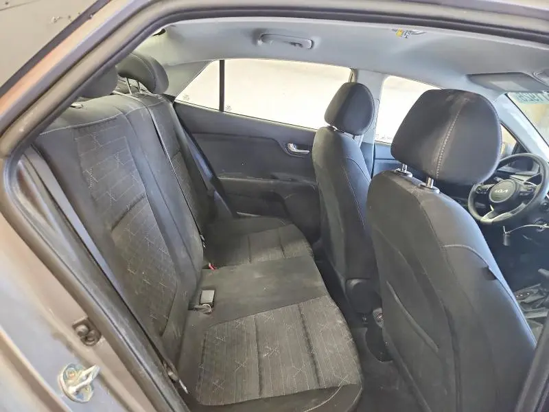 2023 KIA RIO S  