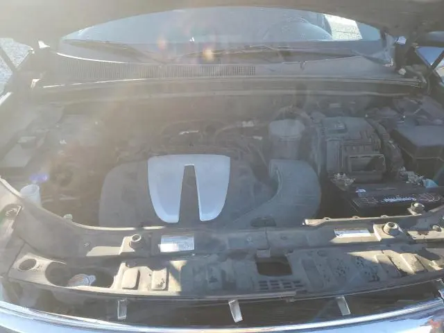 2011 KIA SORENTO BASE  