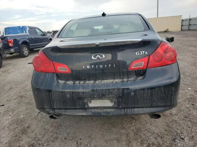 2011 INFINITI G37
