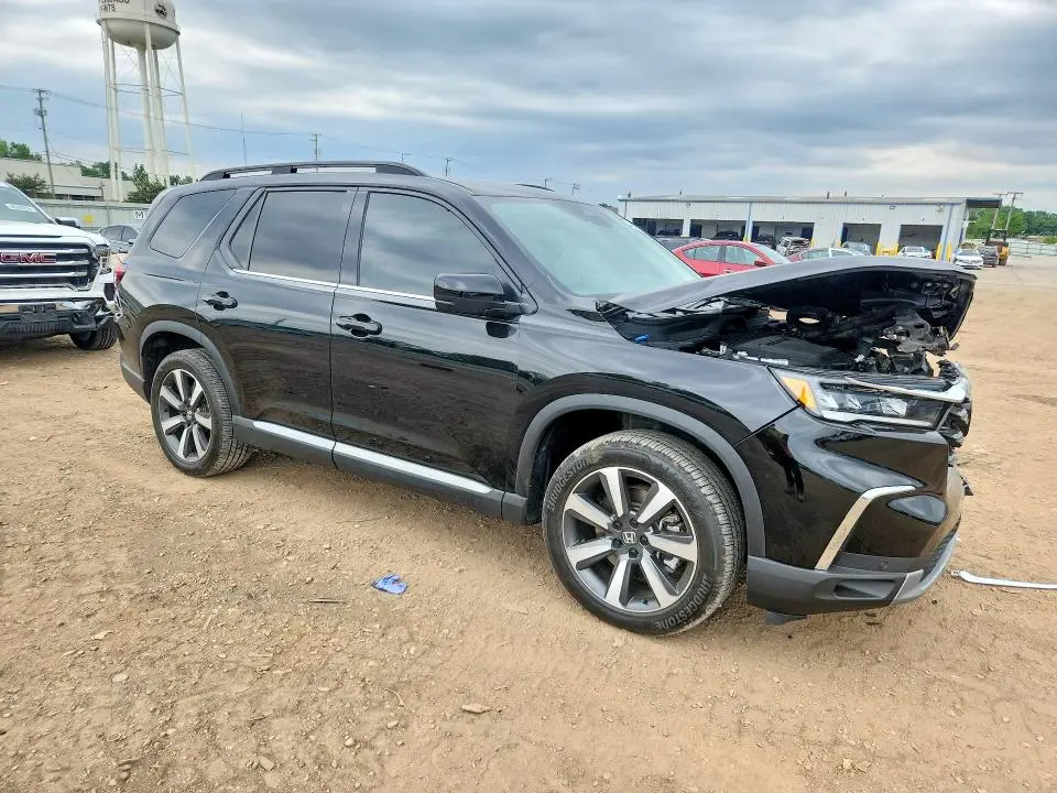 2023 HONDA PILOT TOURING  