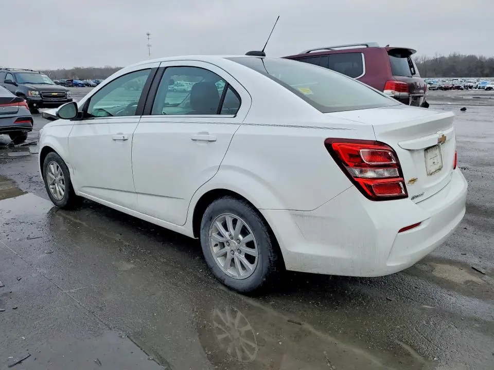 2018 CHEVROLET SONIC LT  