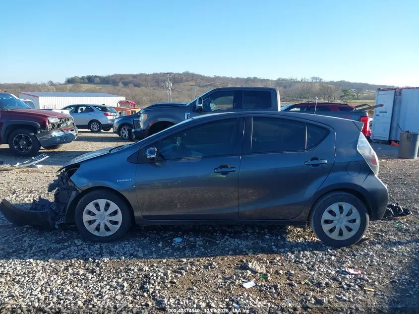 2012 TOYOTA PRIUS C TWO