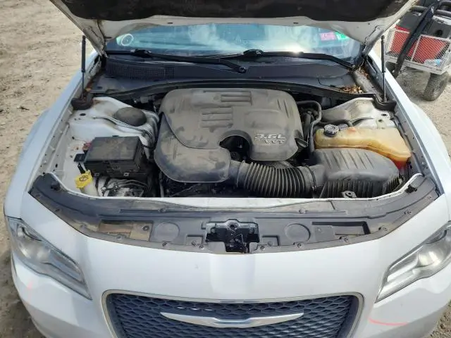 2016 CHRYSLER 300 LIMITED  