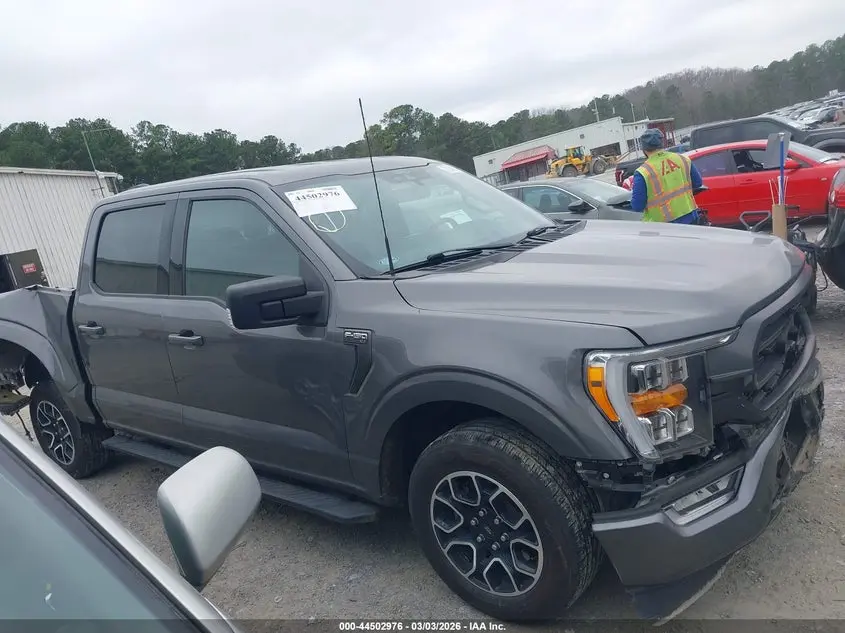 2021 FORD F-150 XLT