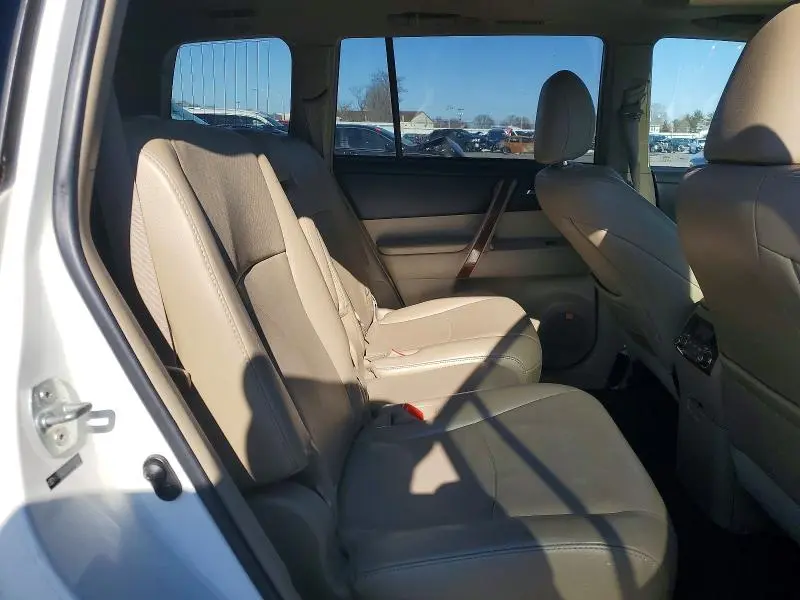 2012 TOYOTA HIGHLANDER LIMITED  