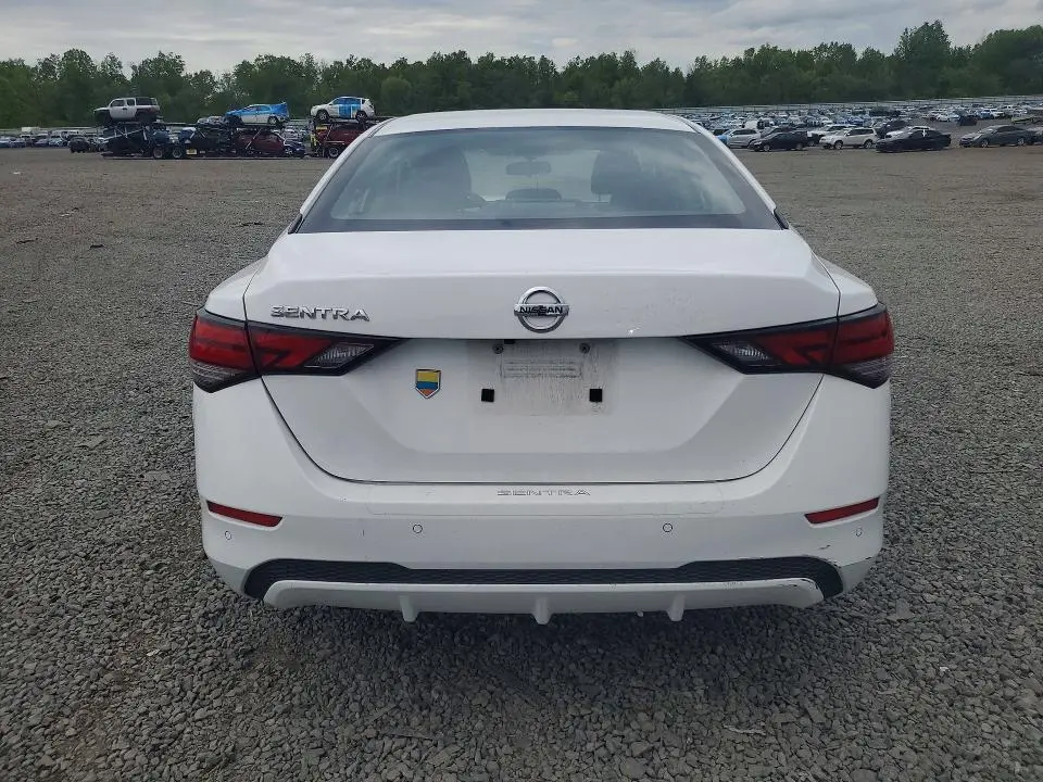 2022 NISSAN SENTRA S  