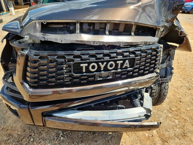 2020 TOYOTA TUNDRA PLATINUM  