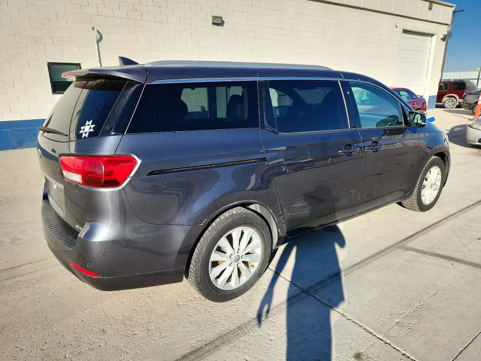 2017 KIA SEDONA EX  