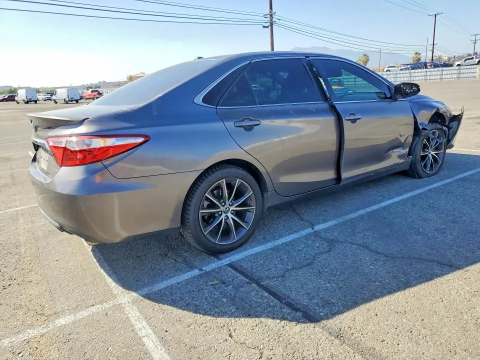 2015 TOYOTA CAMRY XSE  