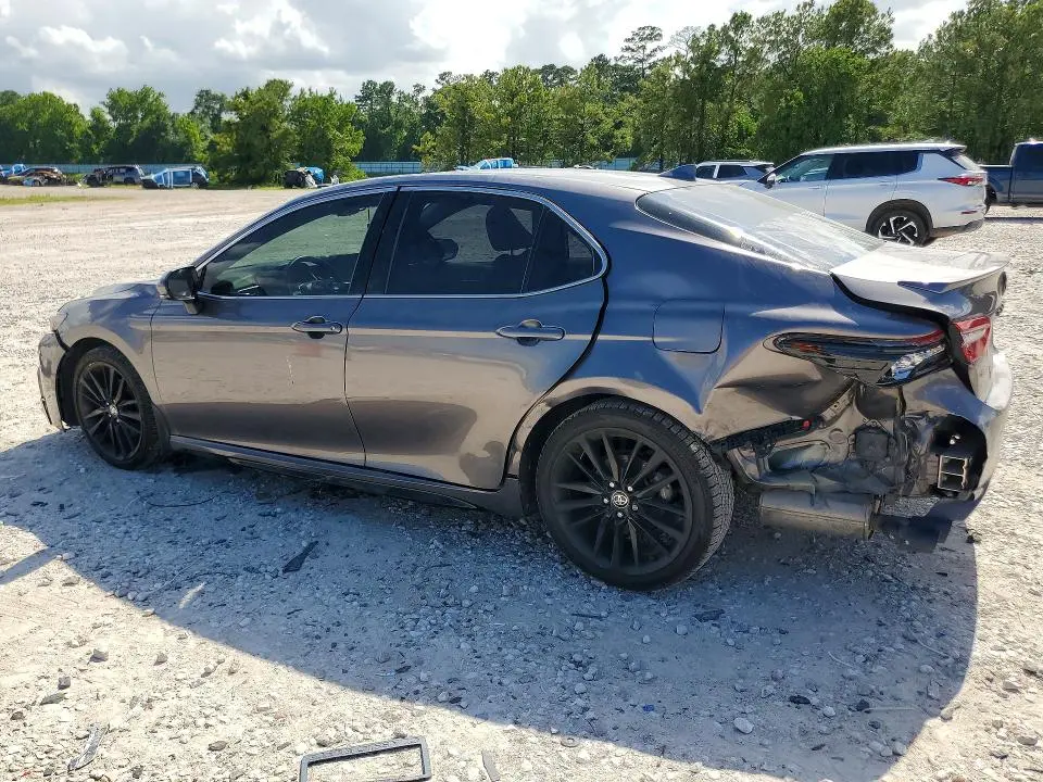 2022 TOYOTA CAMRY XSE  