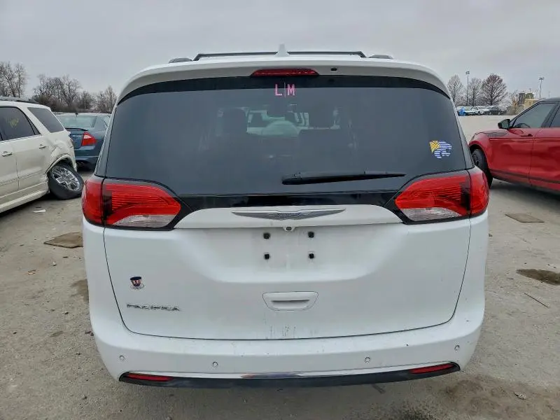 2017 CHRYSLER PACIFICA TOURING L  