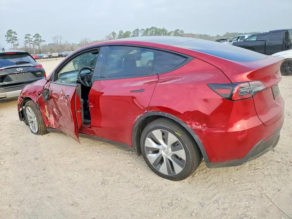 2024 TESLA MODEL Y   