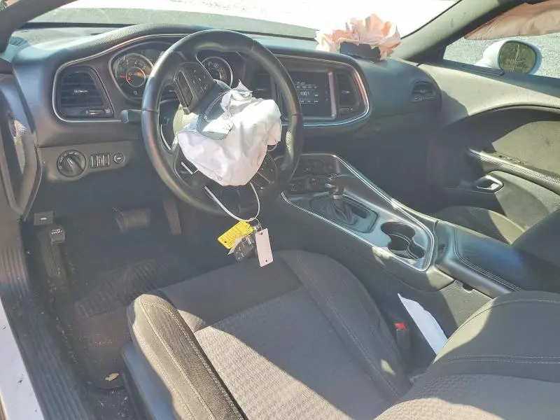 2015 DODGE CHALLENGER SXT  