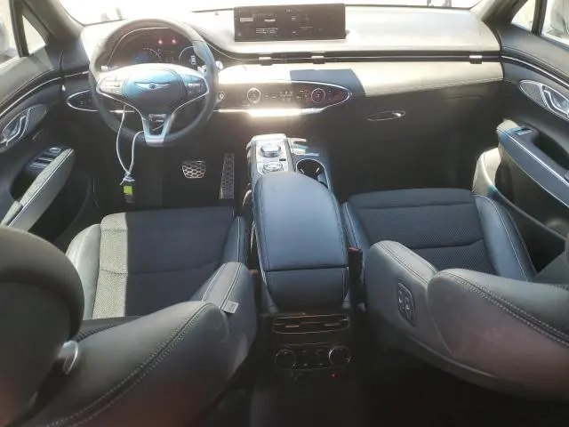 2023 GENESIS GV70 BASE  