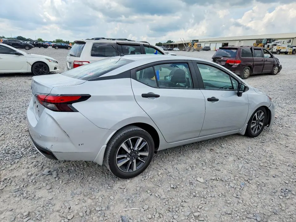 2023 NISSAN VERSA S  