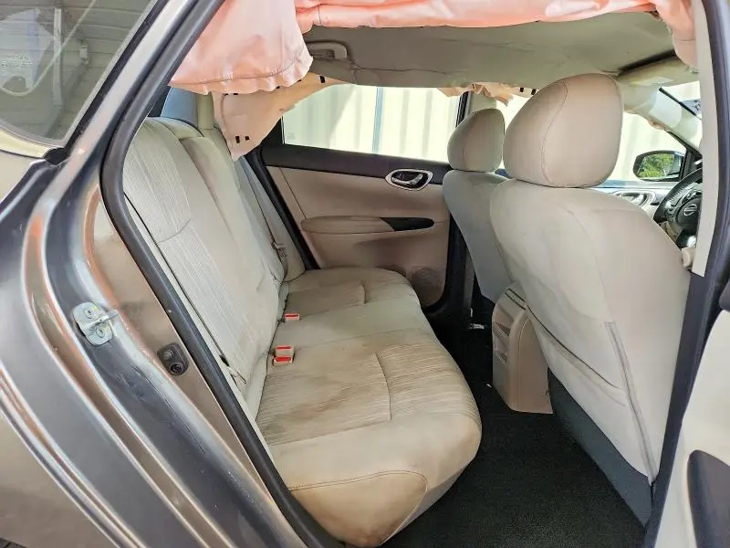 2017 NISSAN SENTRA SV  