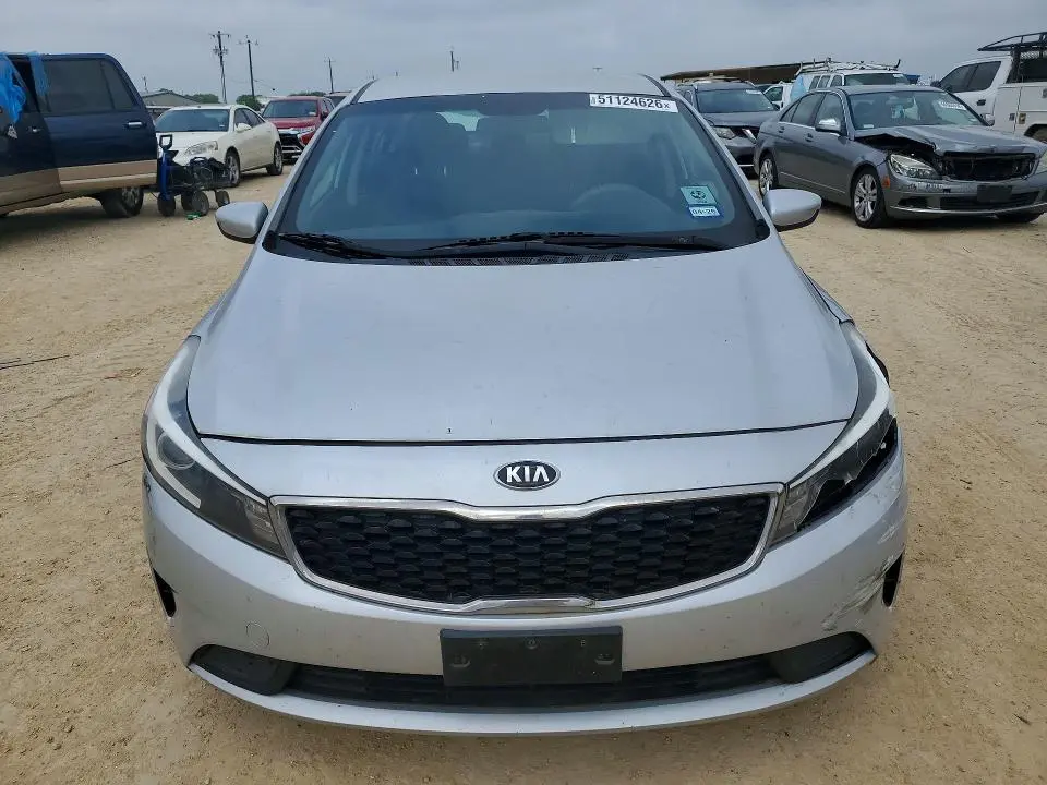 2018 KIA FORTE LX  