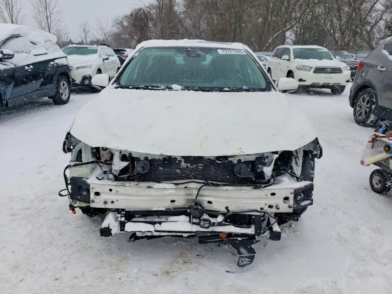 2022 TOYOTA CAMRY XLE  