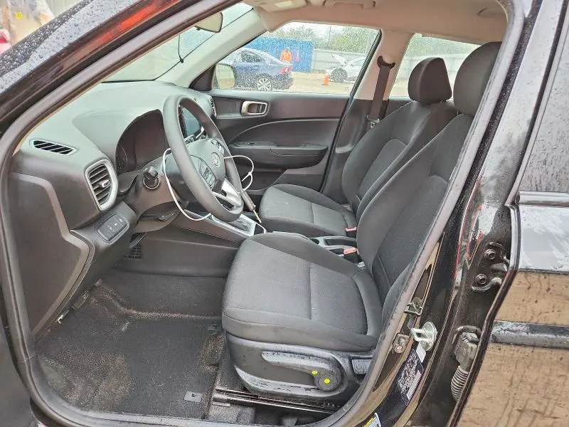2022 HYUNDAI VENUE SE  