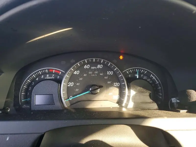 2014 TOYOTA CAMRY LE  