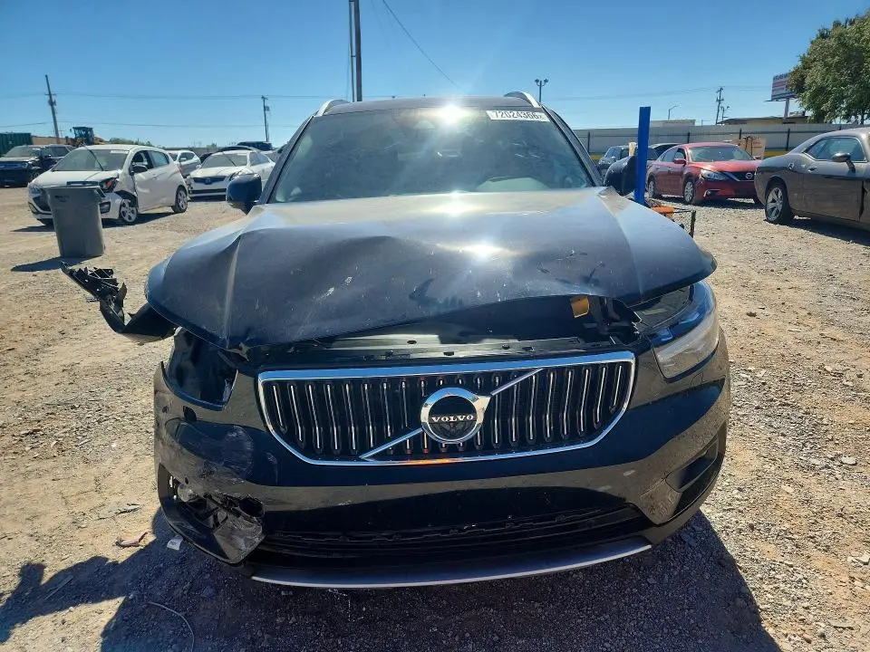 2019 VOLVO XC40 T5 INSCRIPTION  