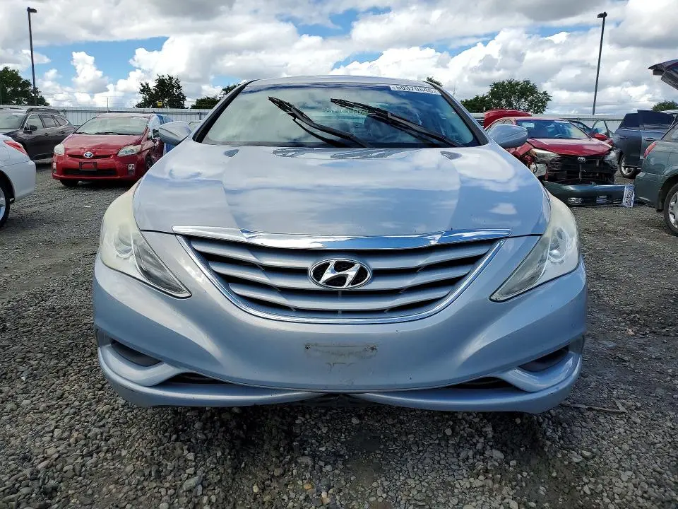 2011 HYUNDAI SONATA GLS  