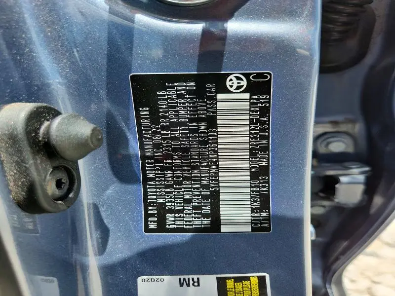 2022 TOYOTA COROLLA LE  