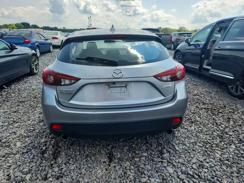 2016 MAZDA 3 TOURING  