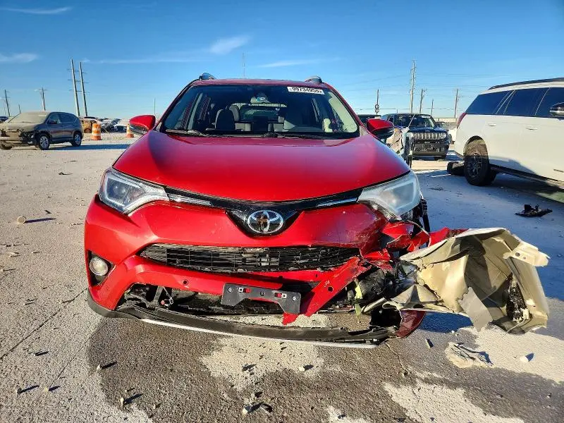 2016 TOYOTA RAV4 XLE  