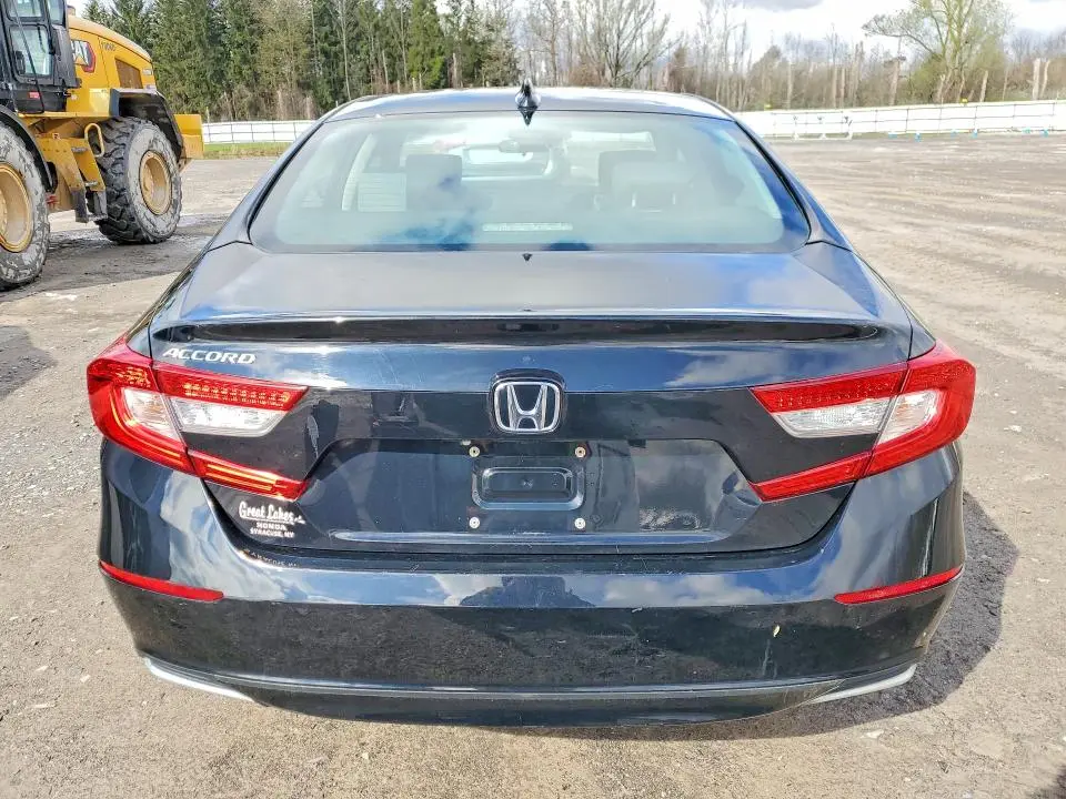 2018 HONDA ACCORD EX  