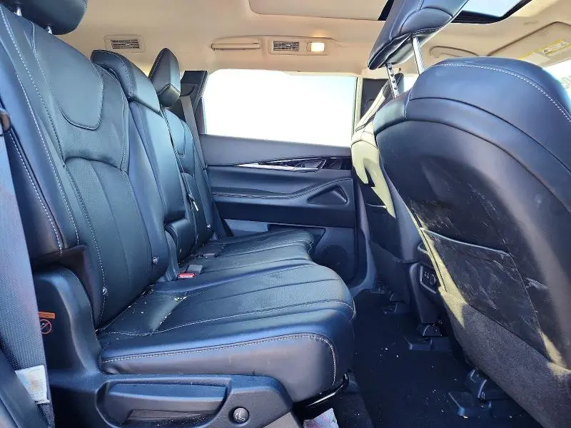 2023 INFINITI QX60 PURE  