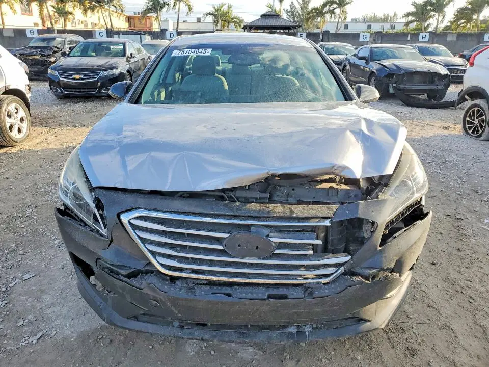 2016 HYUNDAI SONATA SE  