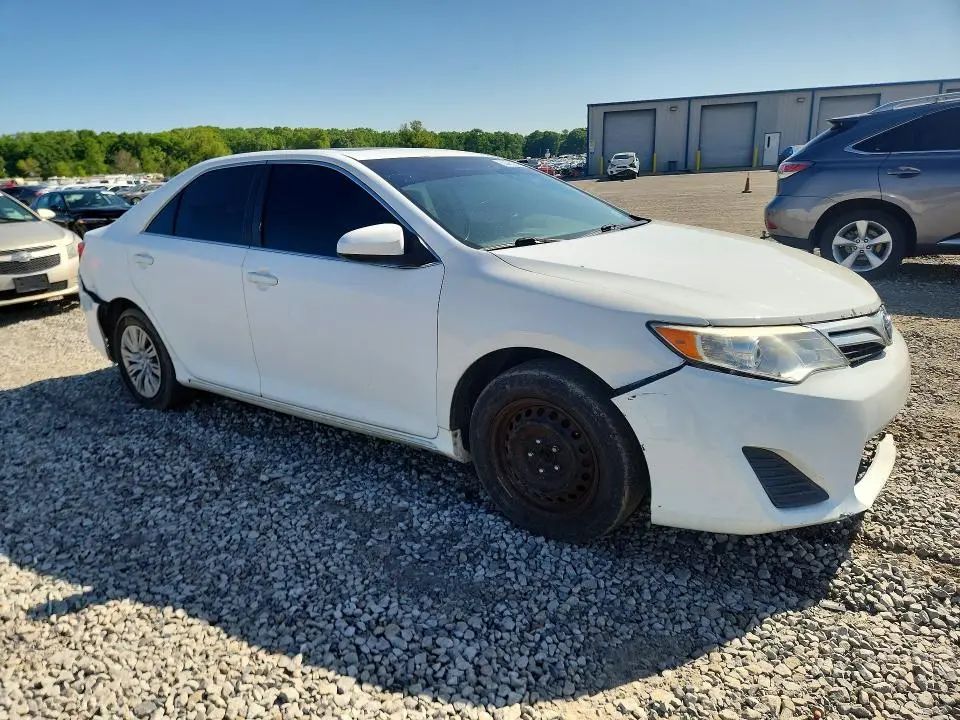 2012 TOYOTA CAMRY LE  