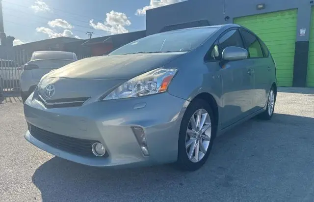 2014 TOYOTA PRIUS V   