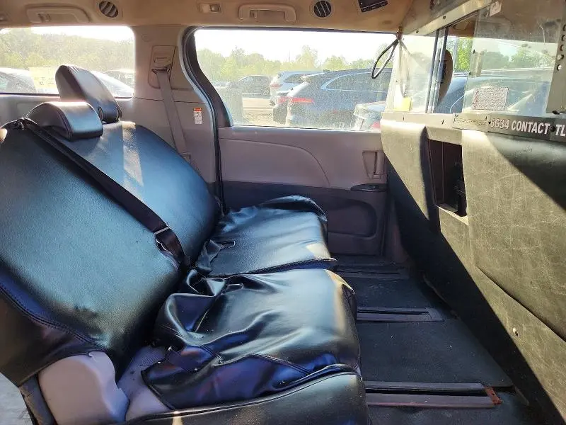 2016 TOYOTA SIENNA L 7-PASSENGER  