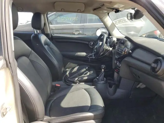 2015 MINI COOPER 