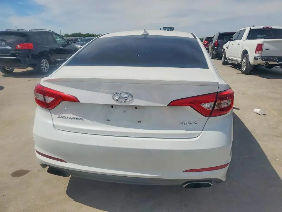 2016 HYUNDAI SONATA SPORT  