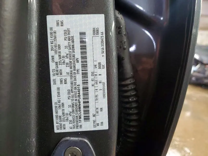 2023 FORD ESCAPE ST LINE  