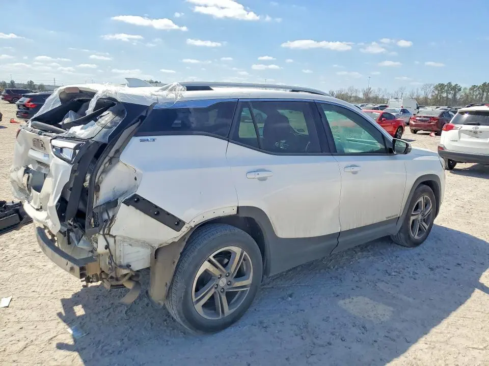 2019 GMC TERRAIN SLT  
