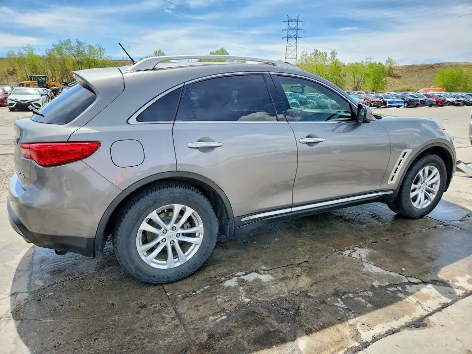 2010 INFINITI FX35 BASE  