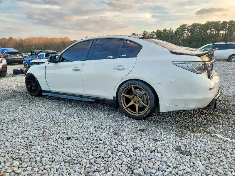2015 INFINITI Q50 PREMIUM  