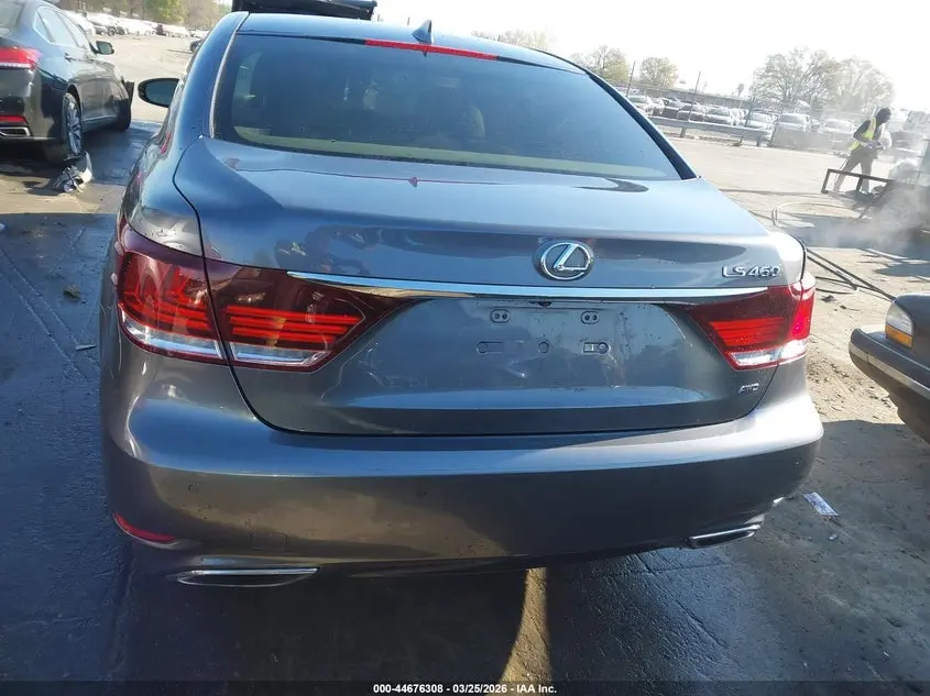 2016 LEXUS LS 460  